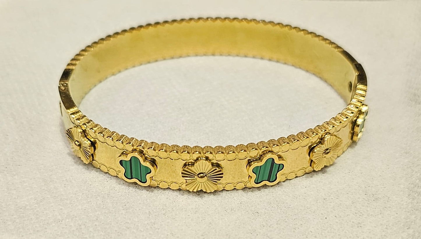 Bracelet B25