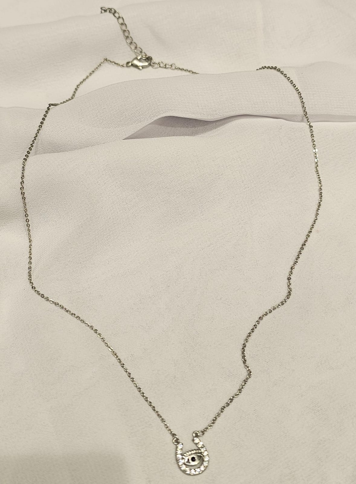 Necklace B43