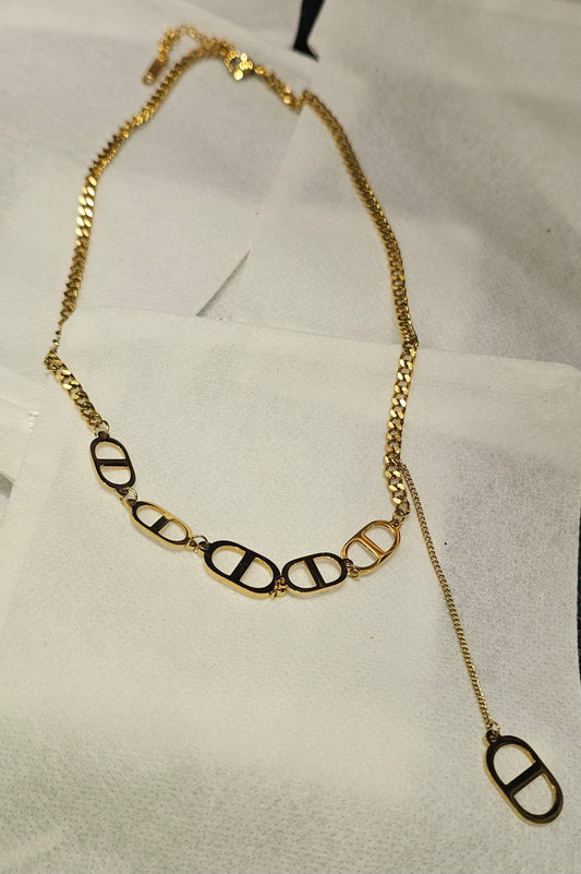 Necklace B16