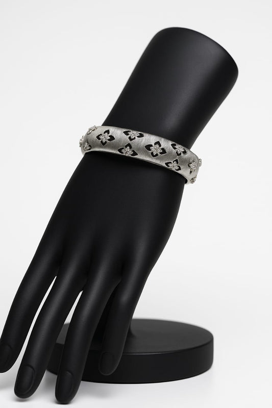Bracelet B24