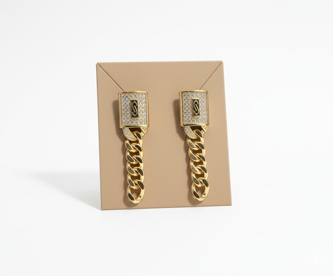Earring B10