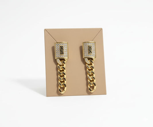 Earring B10