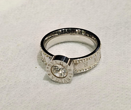 Ring B15