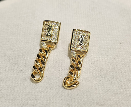 Earring B10