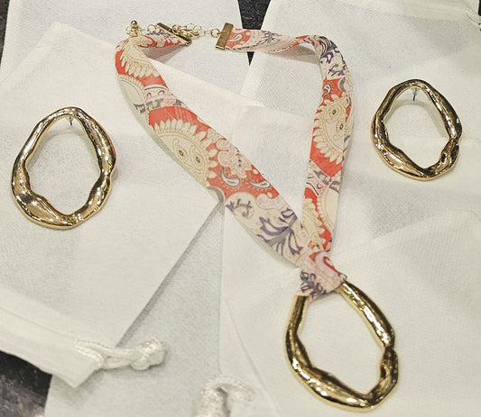 Necklace B5