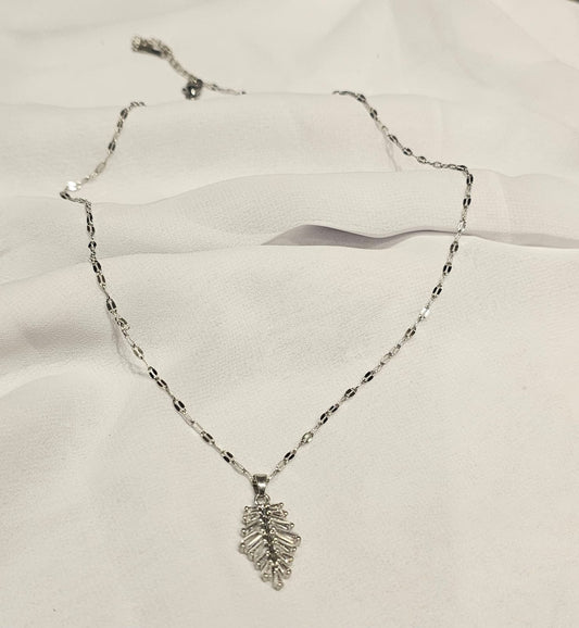 Necklace B39