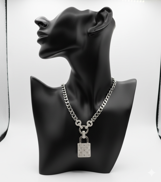 Necklace B25