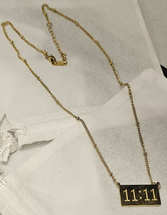Necklace B10